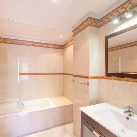 Puerto Marina Apartment Benalmadena